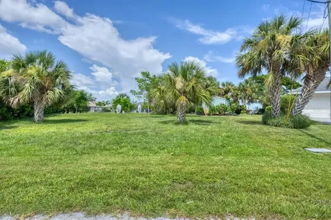 9944 Winnipeg Street Port Charlotte FL 33981