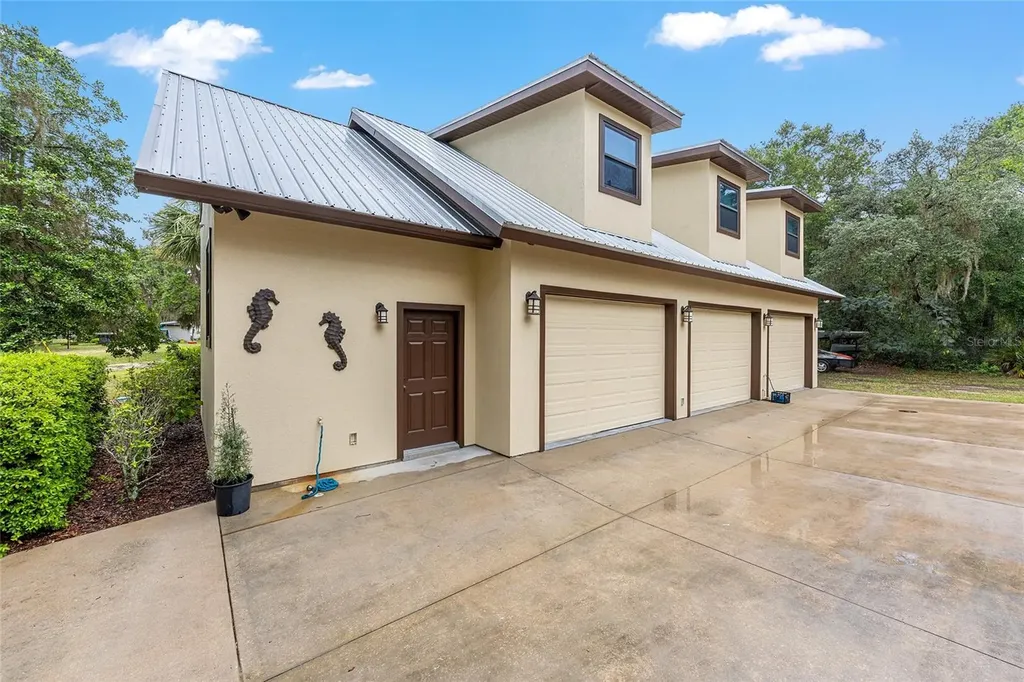 15225 NE 246th Avenue Salt Springs FL 32134