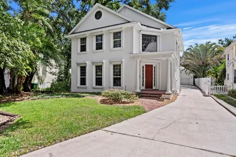2604 W Tyson Avenue Tampa FL 33611