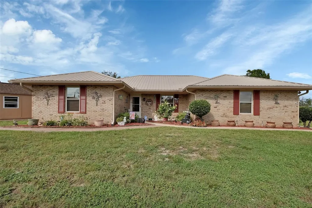 1875 Monticello Street Deltona FL 32738