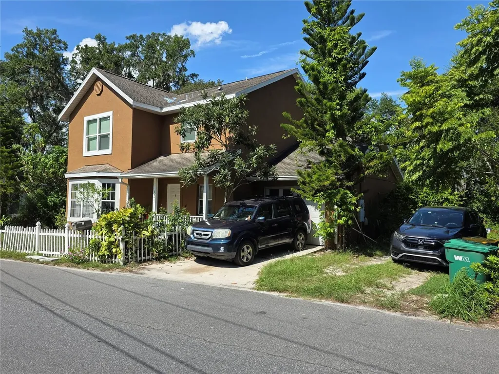 1777 N Orange Street Mount Dora FL 32757
