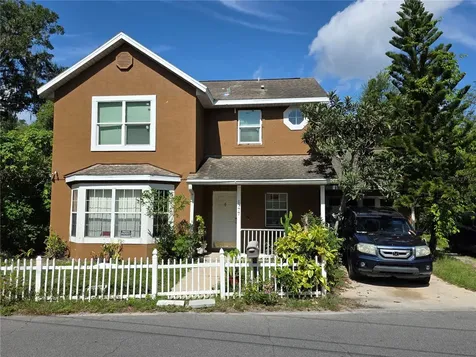 1777 N Orange Street Mount Dora FL 32757
