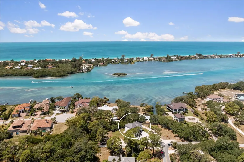 327 Roberts Road Nokomis FL 34275
