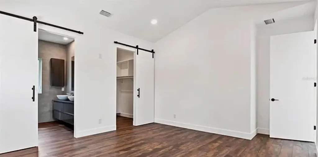 327 Roberts Road Nokomis FL 34275