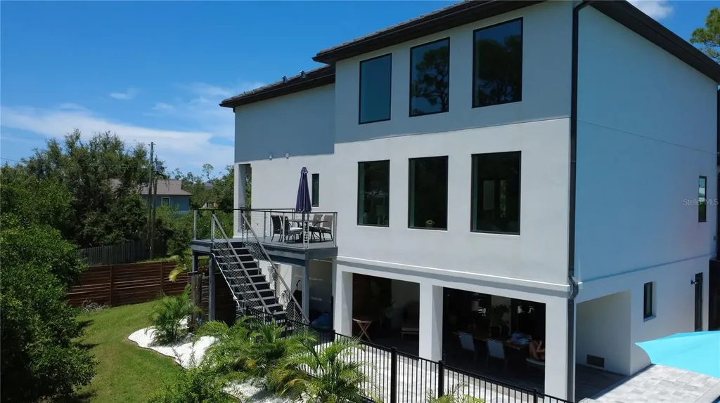 327 Roberts Road Nokomis FL 34275