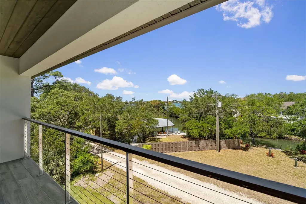 327 Roberts Road Nokomis FL 34275