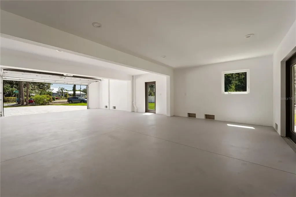327 Roberts Road Nokomis FL 34275