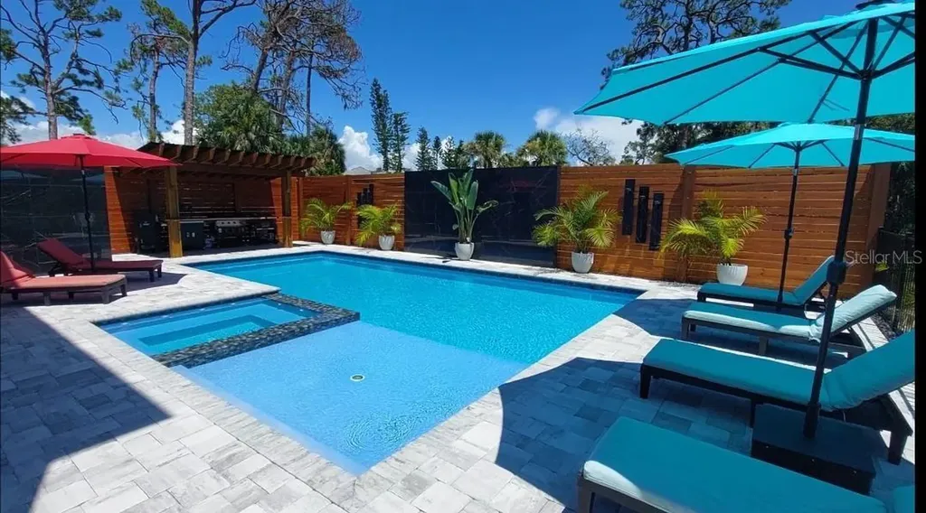 327 Roberts Road Nokomis FL 34275