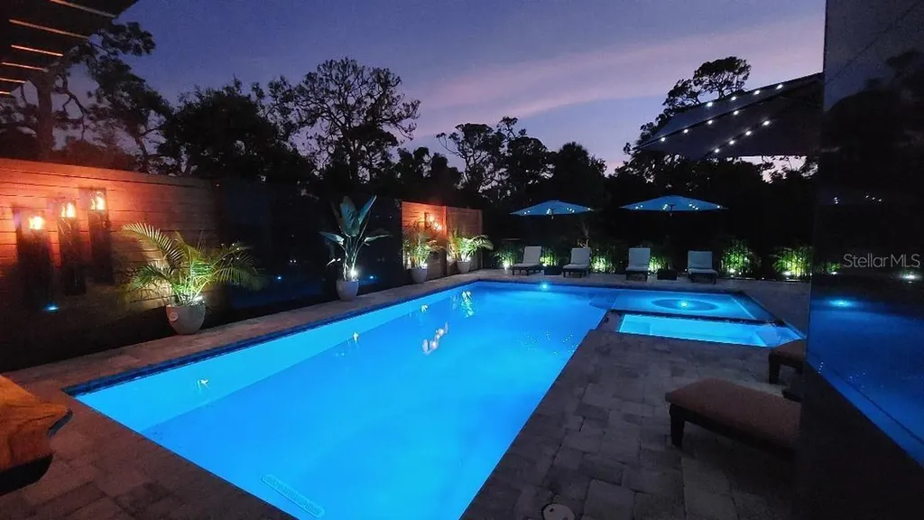 327 Roberts Road Nokomis FL 34275