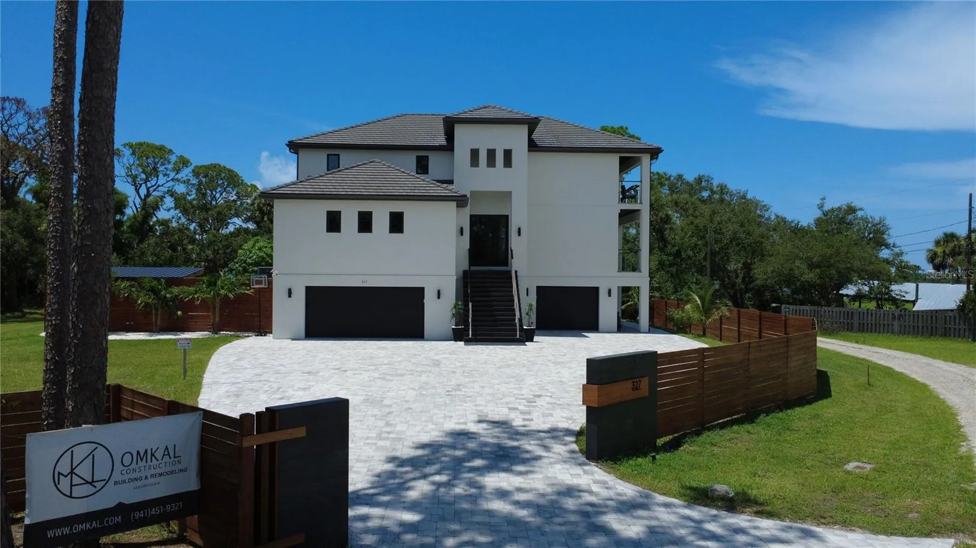 327 Roberts Road Nokomis FL 34275