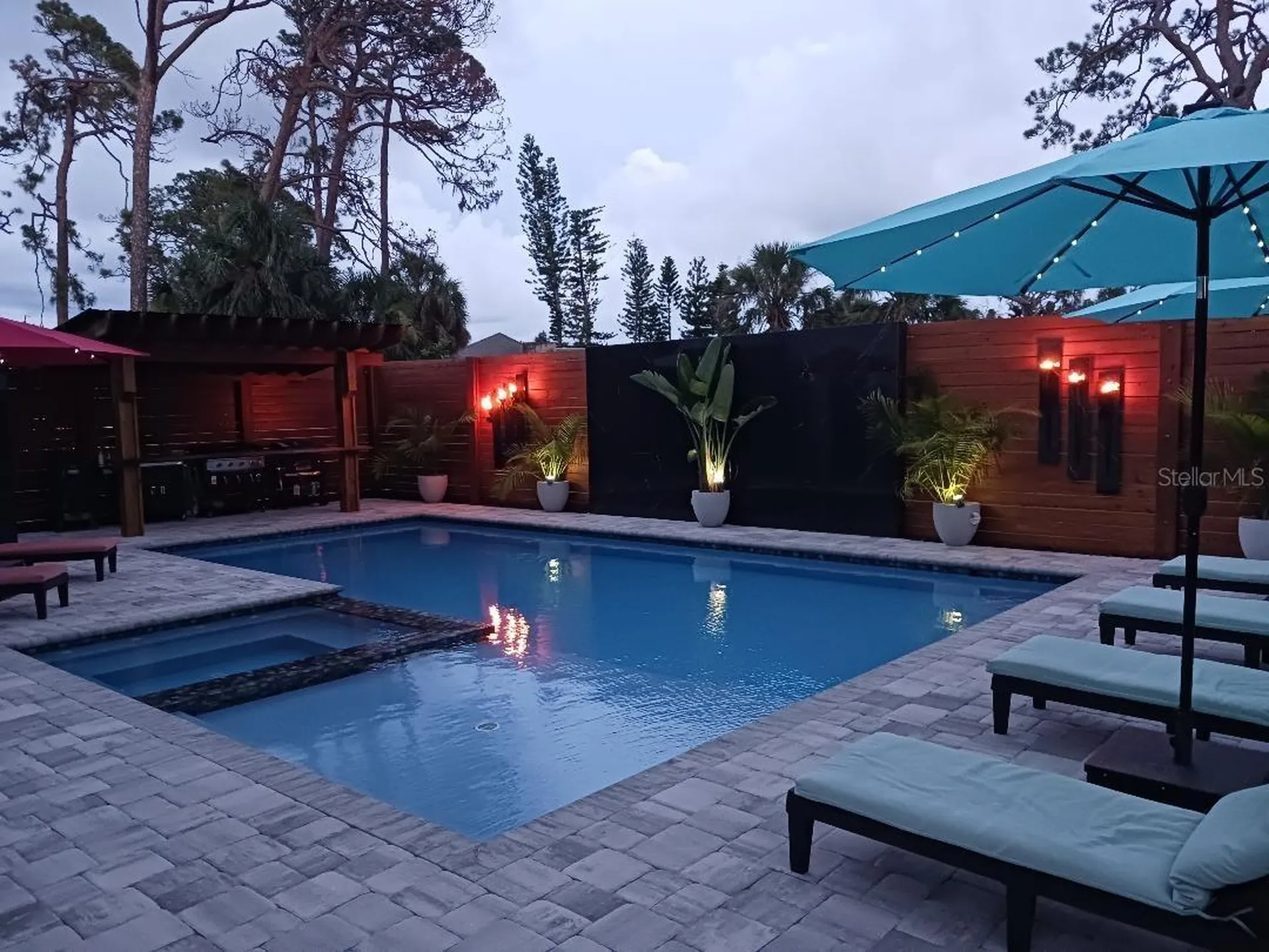 327 Roberts Road Nokomis FL 34275