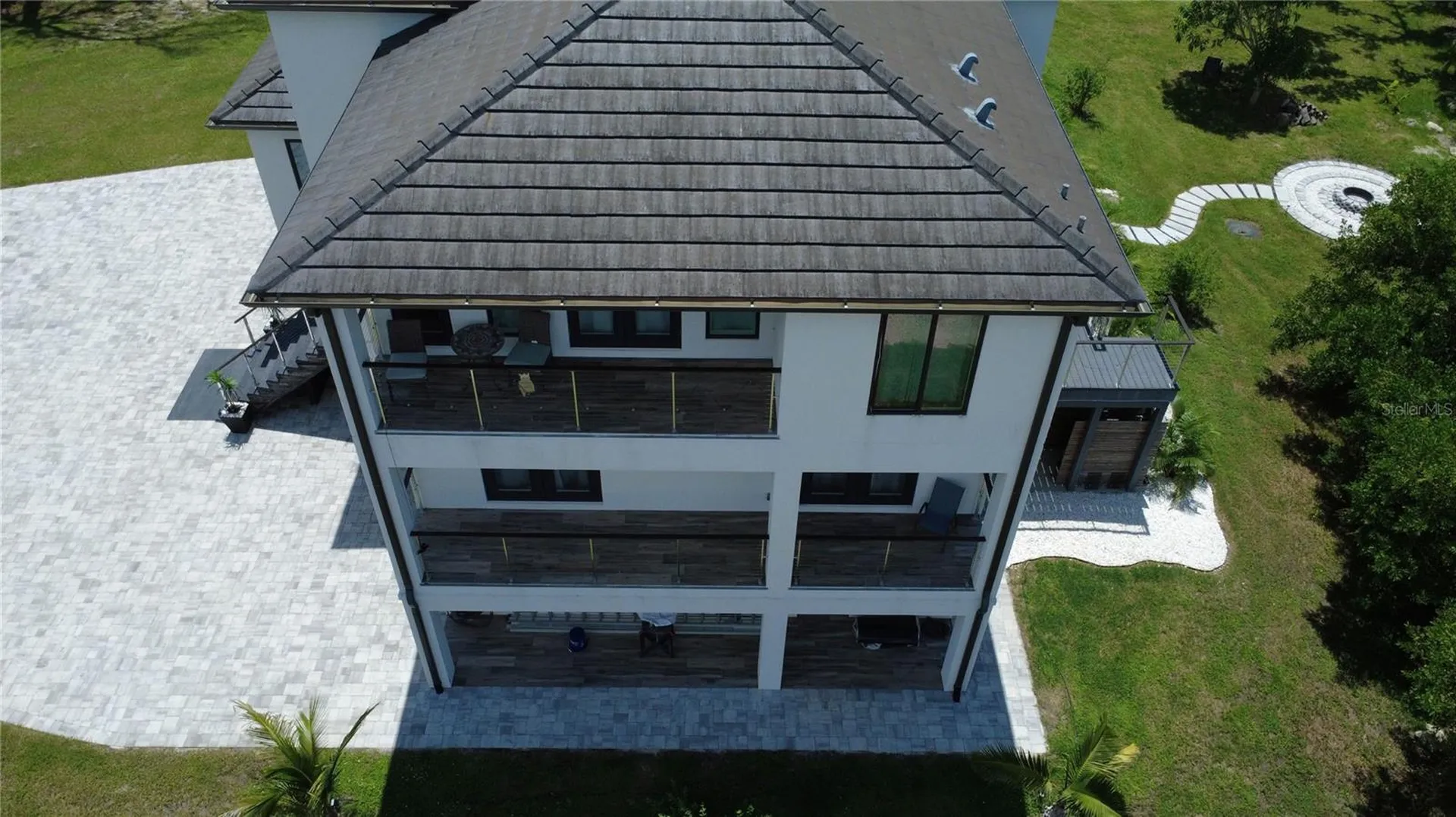 327 Roberts Road Nokomis FL 34275