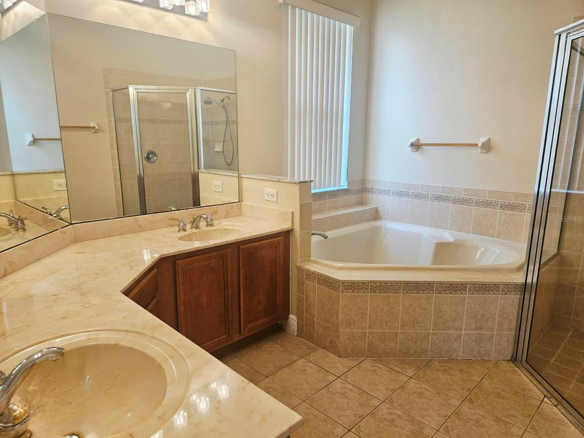 3834 Golden Feather Way Kissimmee FL 34746