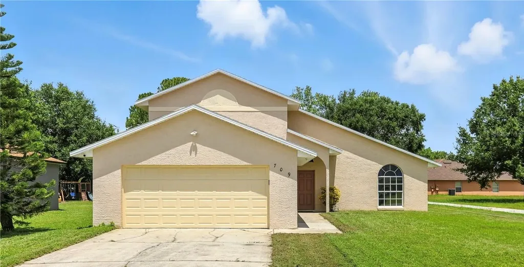 709 Wombat Way Poinciana FL 34759