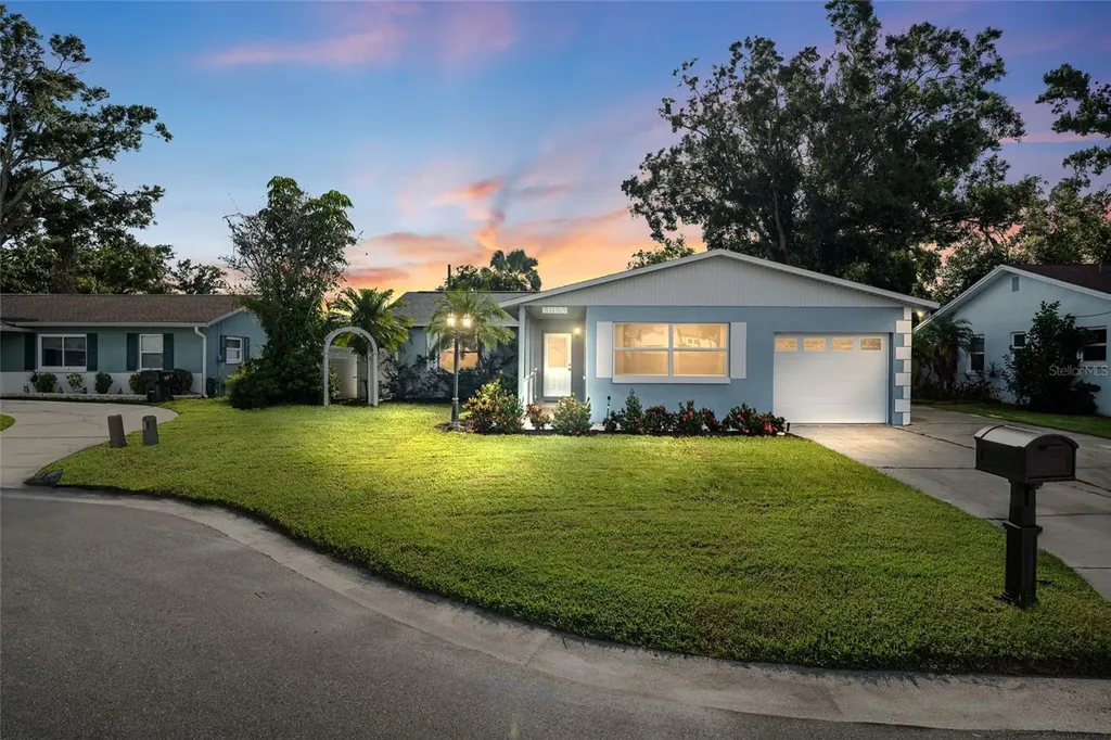 5050 45th Street N St Petersburg FL 33714