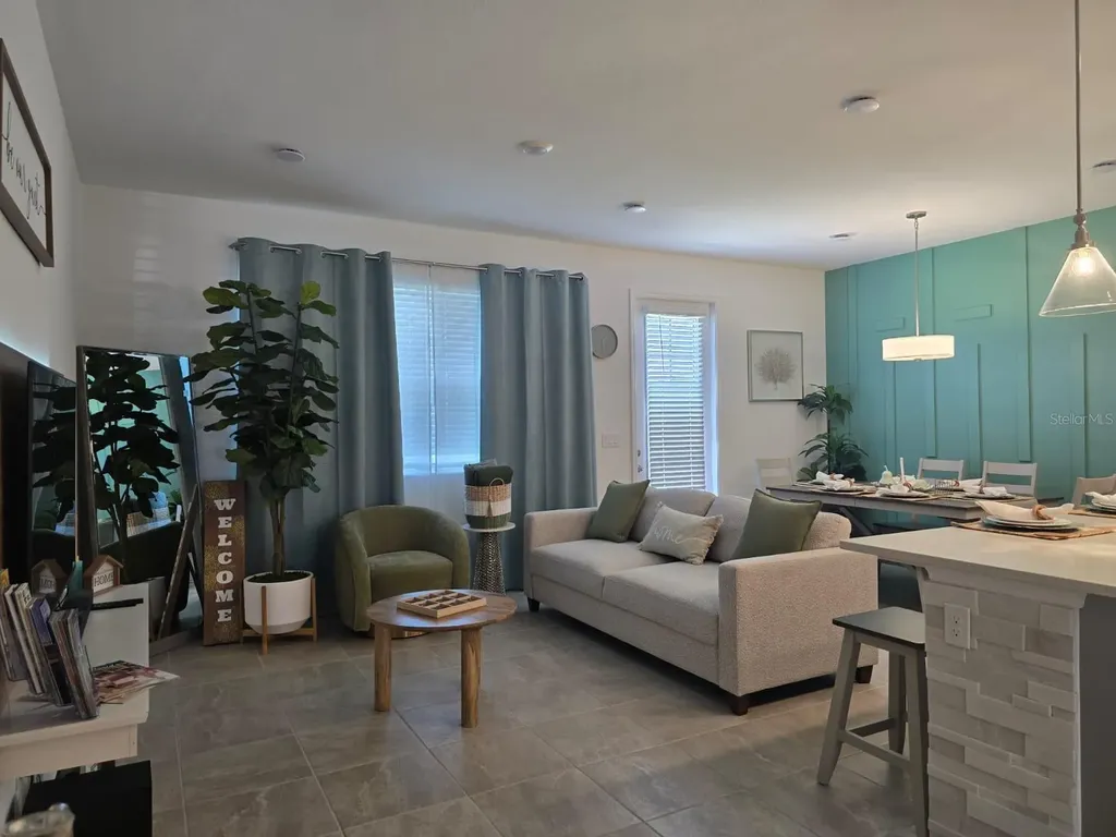 635 Longboat Drive Davenport FL 33896