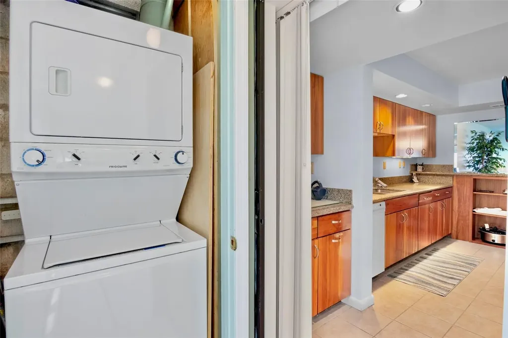 6500 Flotilla Drive Holmes Beach FL 34217