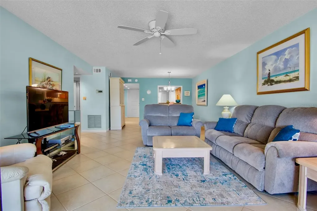 6500 Flotilla Drive Holmes Beach FL 34217