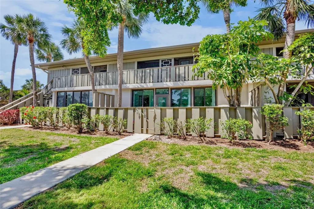 6500 Flotilla Drive Holmes Beach FL 34217