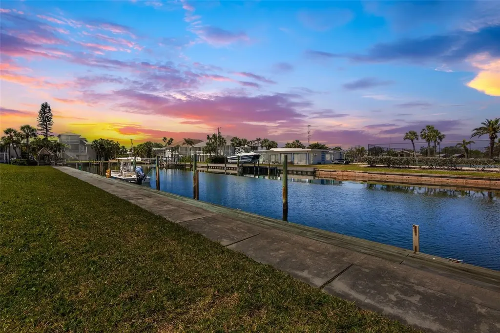 6500 Flotilla Drive Holmes Beach FL 34217