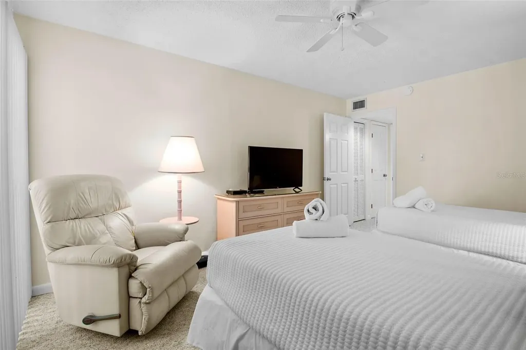 6500 Flotilla Drive Holmes Beach FL 34217