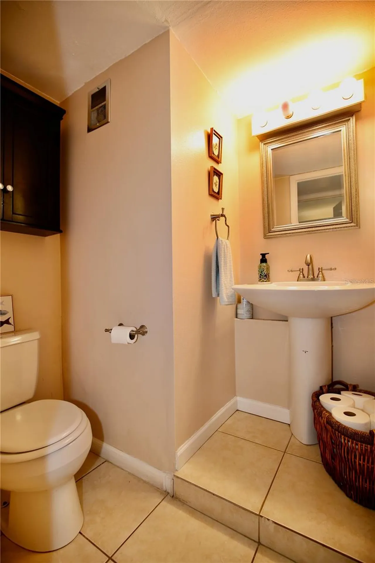 679 Melanie Lane Altamonte Springs FL 32701
