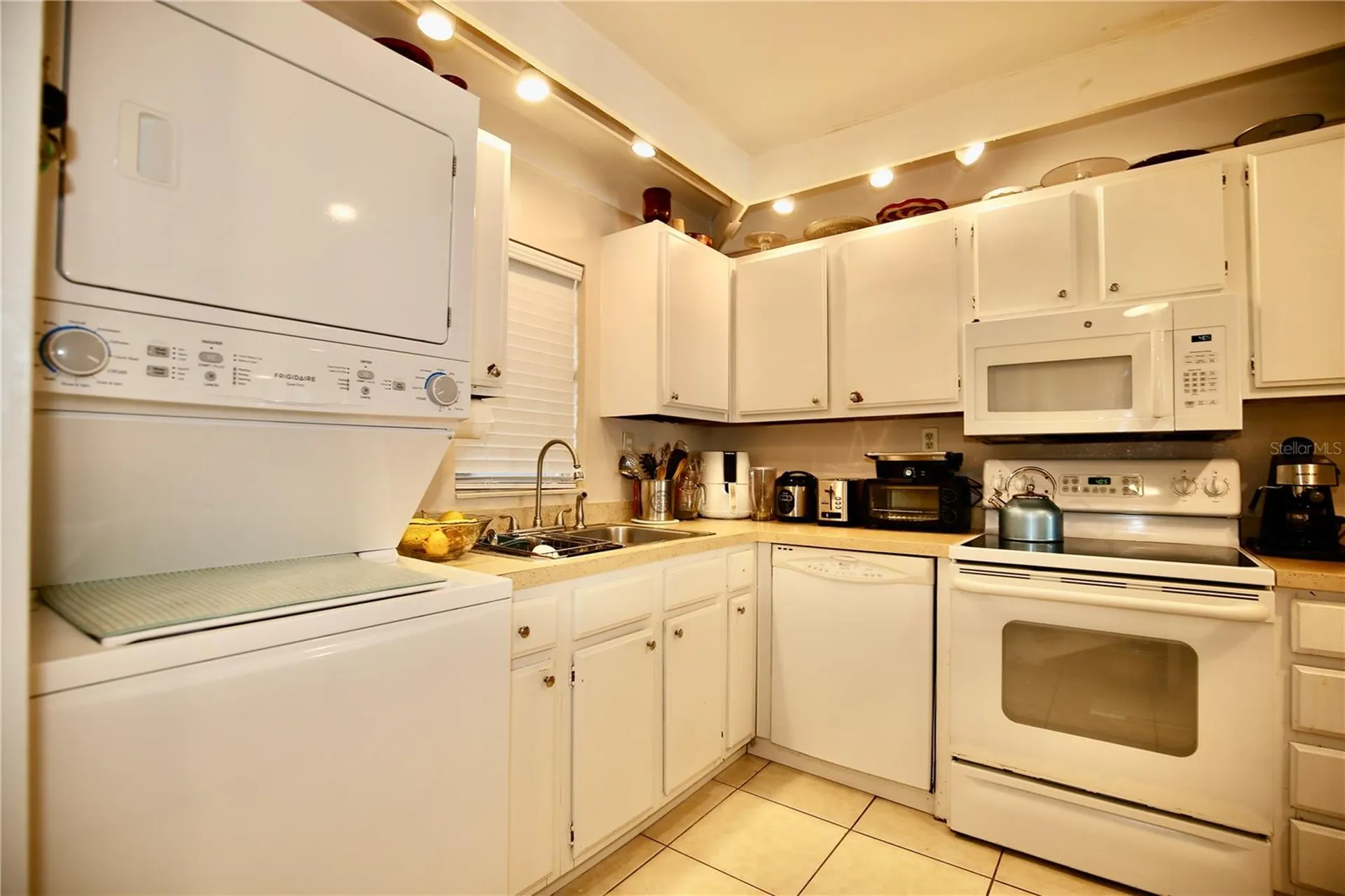679 Melanie Lane Altamonte Springs FL 32701
