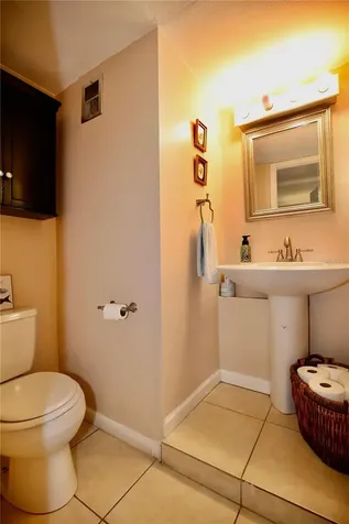 679 Melanie Lane Altamonte Springs FL 32701