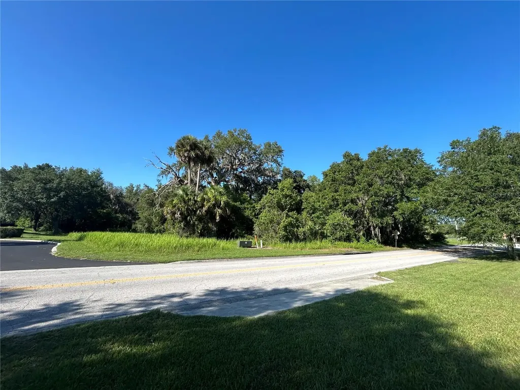 1881 SE 30th Avenue Ocala FL 34471