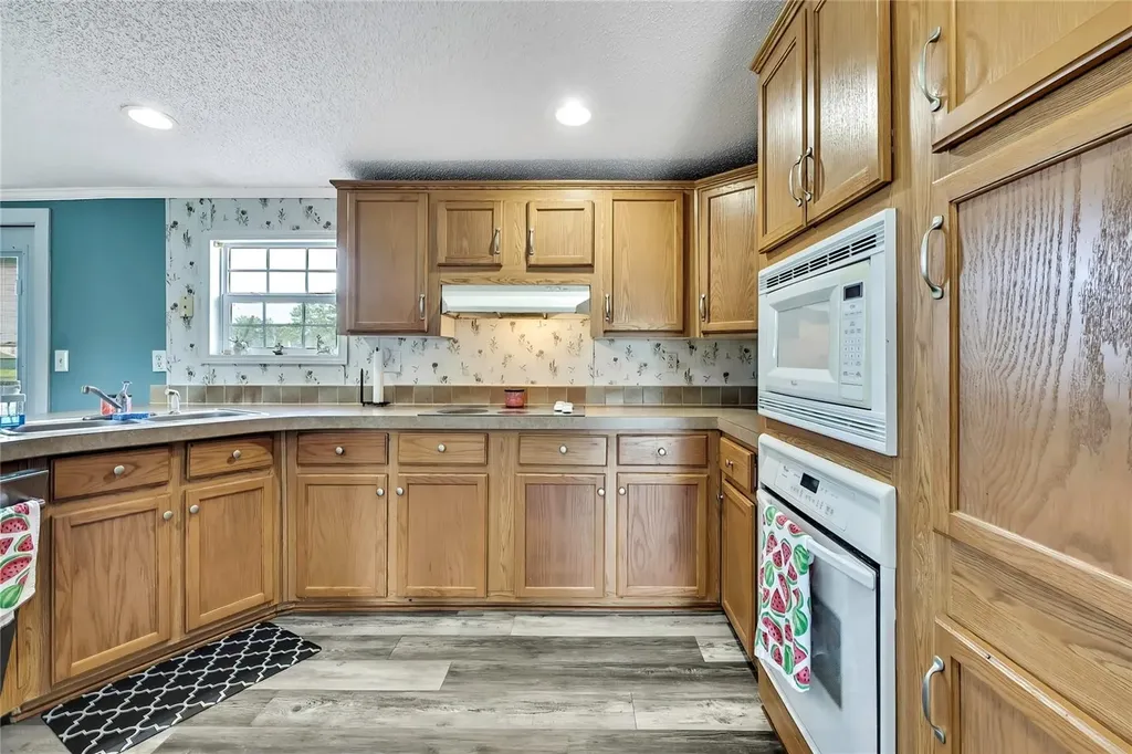 11089 Fulmar Road Weeki Wachee FL 34614