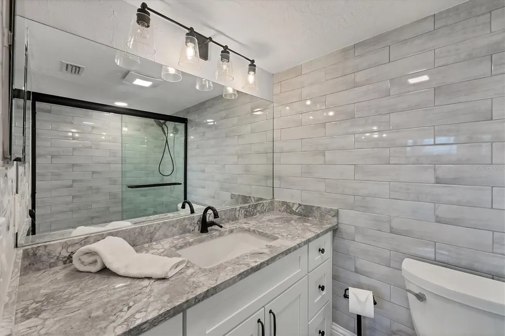 500 S Washington Drive Sarasota FL 34236