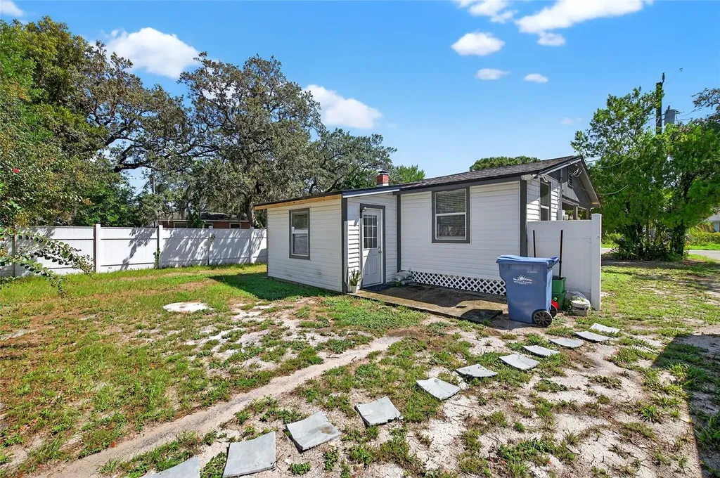1318 San Jose Boulevard Daytona Beach FL 32117