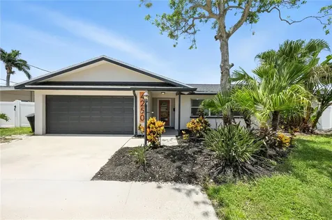 4250 14th Way NE St Petersburg FL 33703