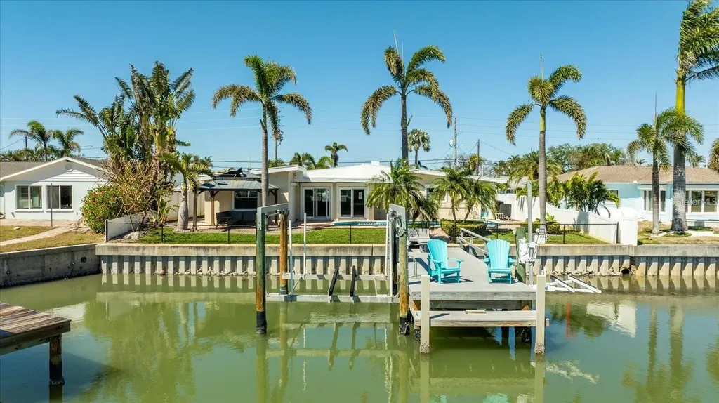 7870 Causeway Boulevard S St Petersburg FL 33707