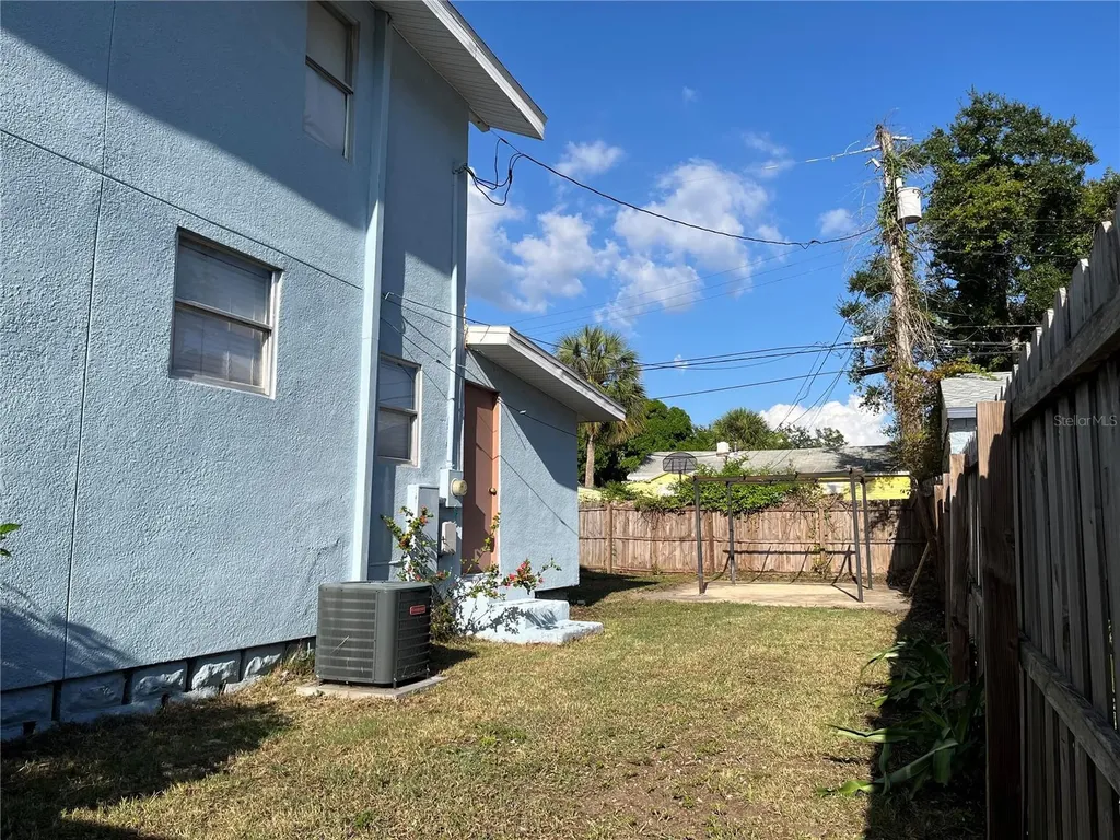 2044 21st Street S St Petersburg FL 33712