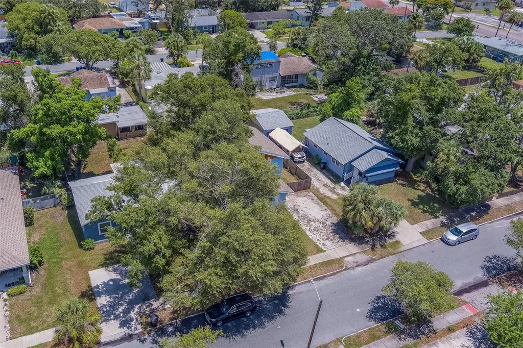 2044 21st Street S St Petersburg FL 33712