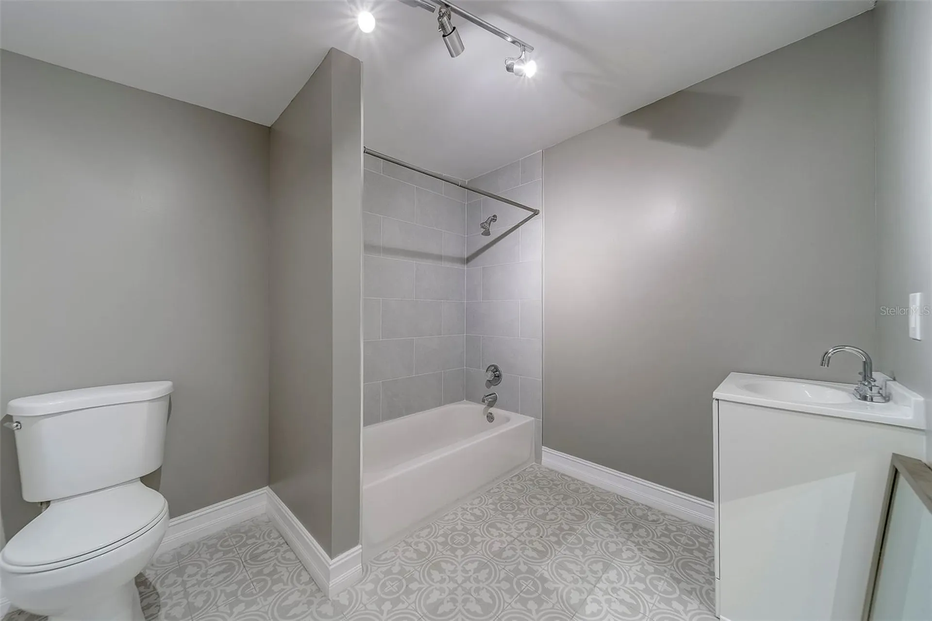 2044 21st Street S St Petersburg FL 33712