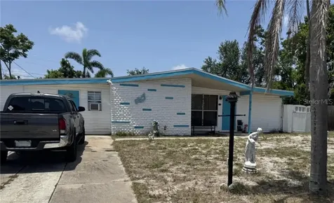 2119 N Wellesley Drive Bradenton FL 34207