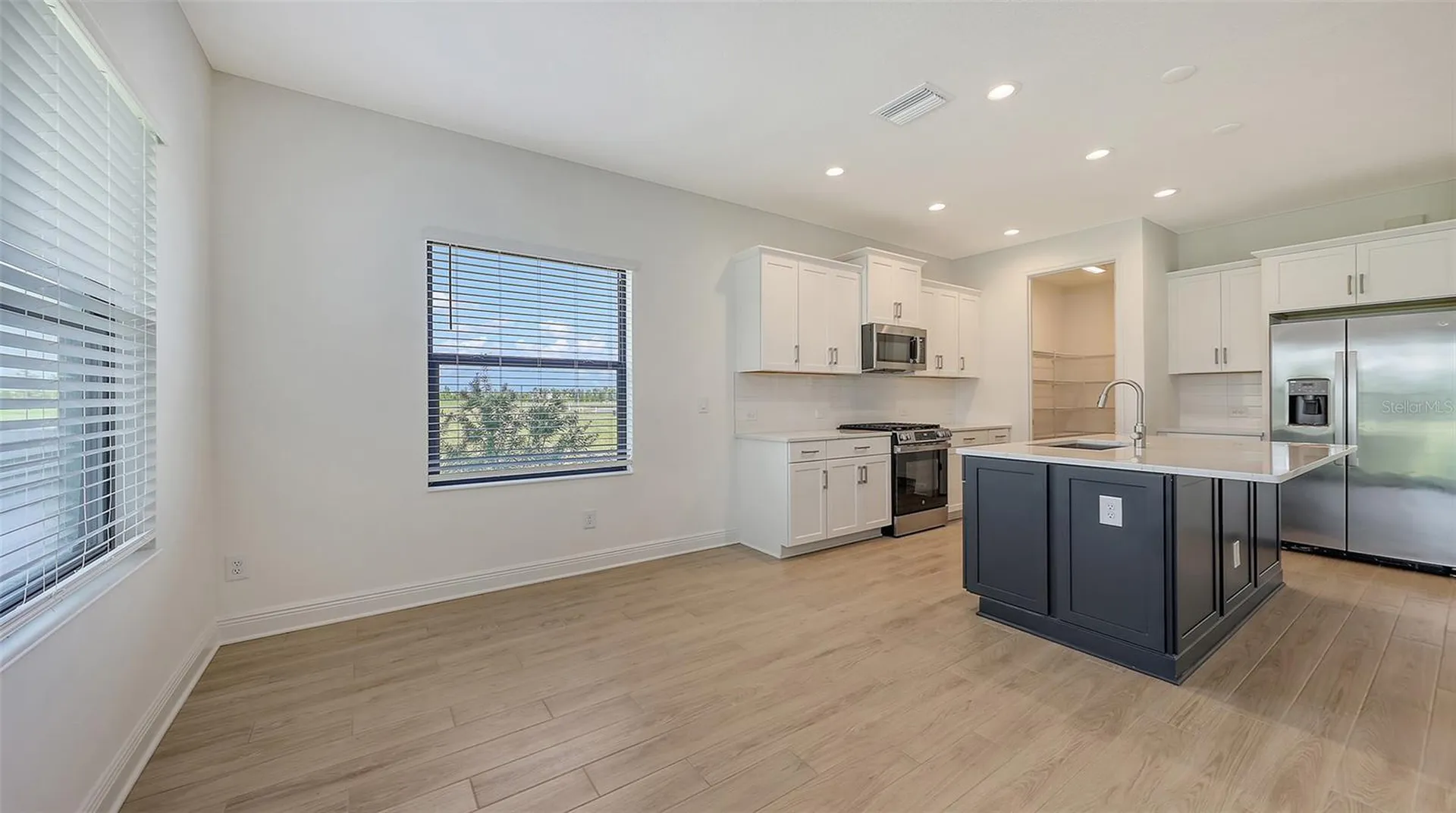 2234 Lady Palm Loop Bradenton FL 34212