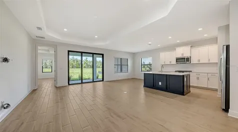 2234 Lady Palm Loop Bradenton FL 34212