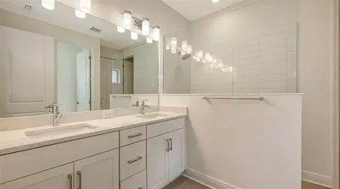 2234 Lady Palm Loop Bradenton FL 34212