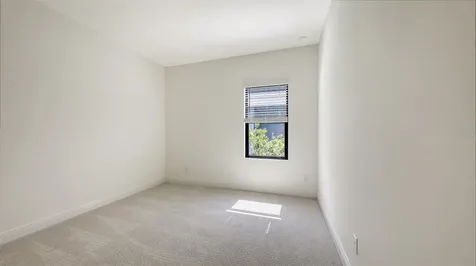 2234 Lady Palm Loop Bradenton FL 34212