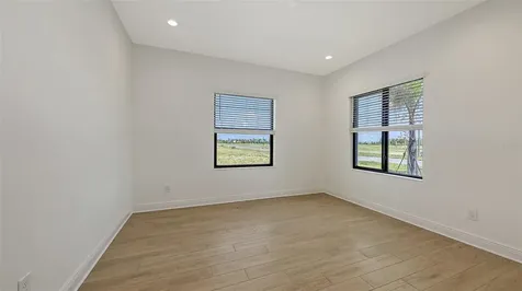 2234 Lady Palm Loop Bradenton FL 34212
