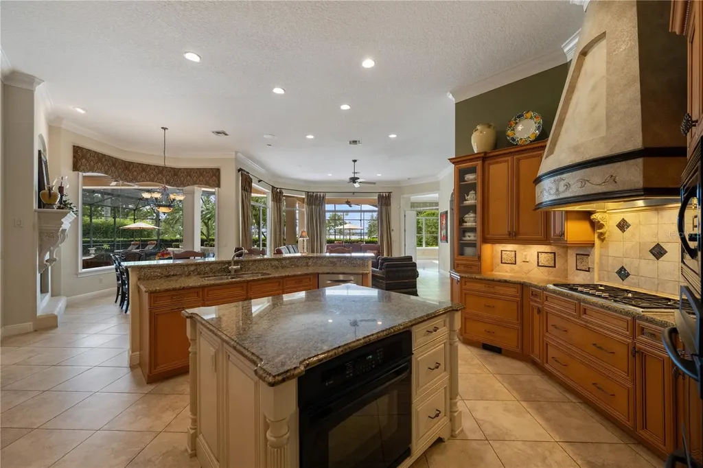 2016 Castelli Boulevard Mount Dora FL 32757