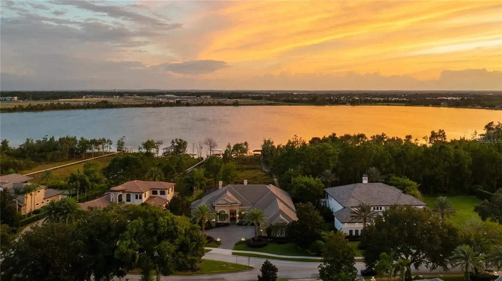 2016 Castelli Boulevard Mount Dora FL 32757