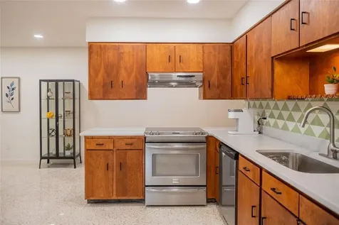 725 S Wilson Avenue Lakeland FL 33801