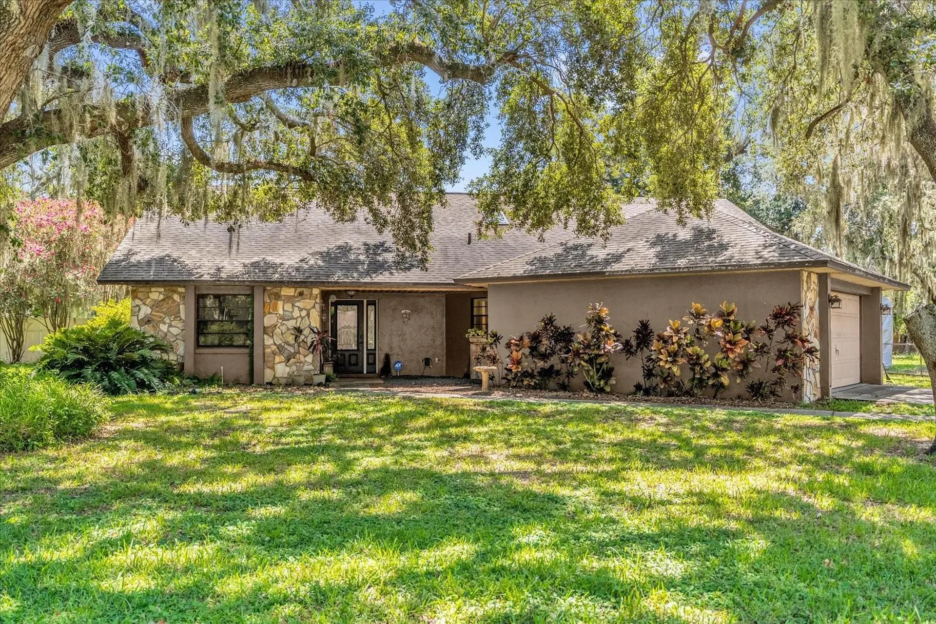 4612 Reynosa Drive SW Winter Haven FL 33880