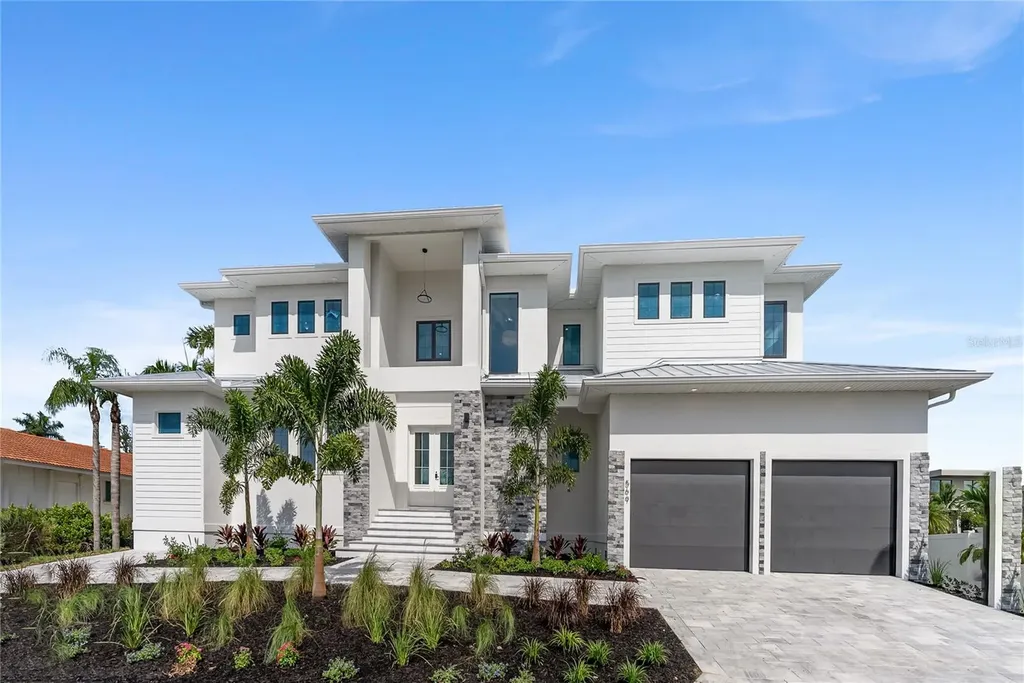 569 Bayview Drive Longboat Key FL 34228