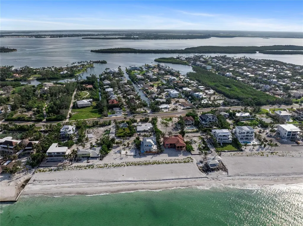569 Bayview Drive Longboat Key FL 34228