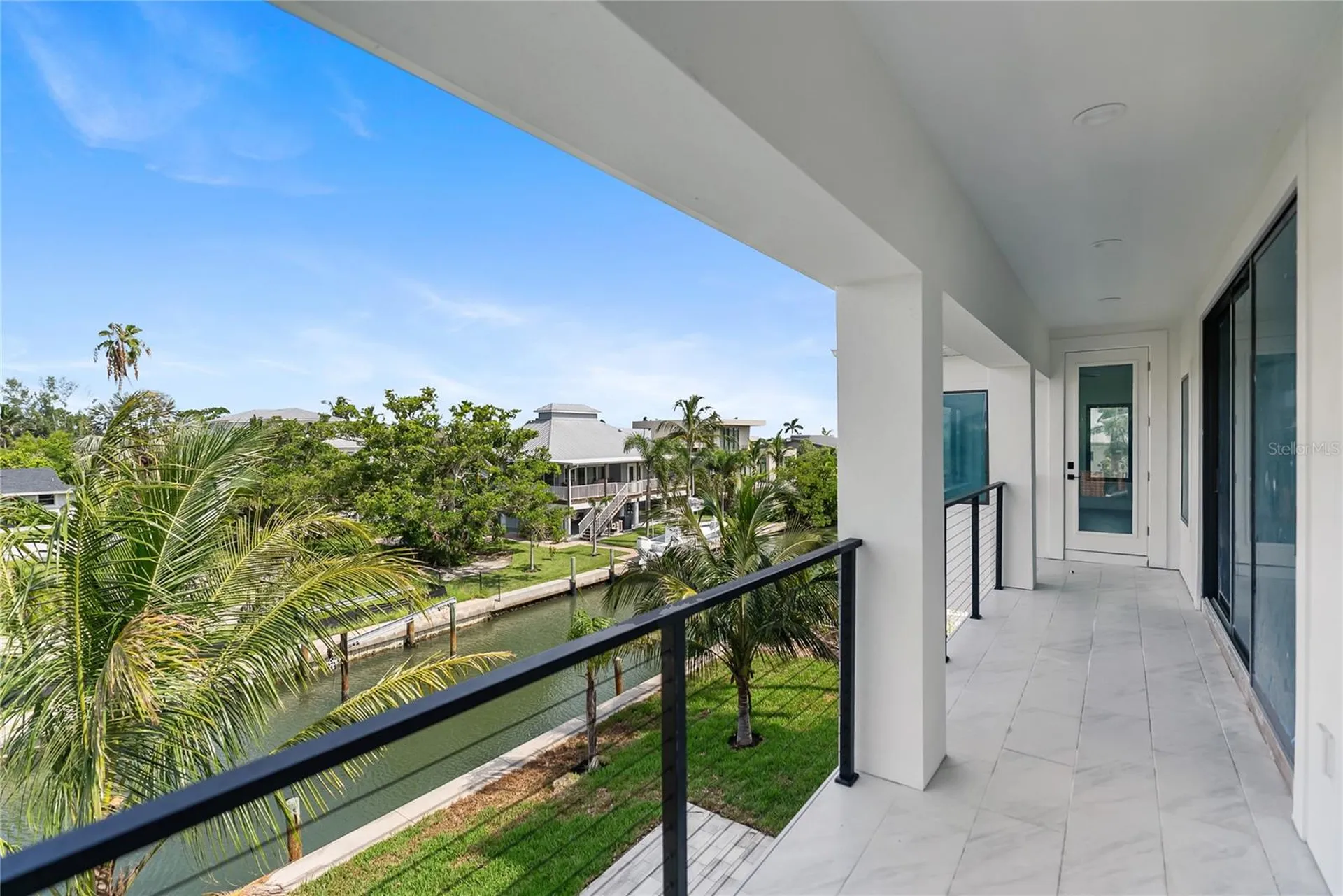 569 Bayview Drive Longboat Key FL 34228